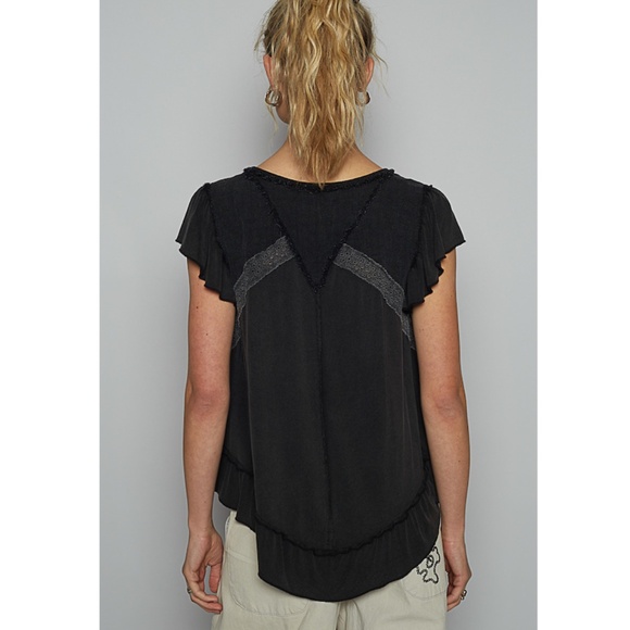 🌟 “The Drea" Black Frill Sleeve Lace Trim Top - Picture 2 of 3